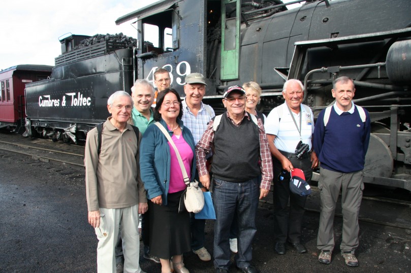 von links nach rechts: Bernhard Prugger, Theo Mair, David Mahlknecht, Ferdinand Rainer, Walter Weiss, Anni Rainer, Hans Egger und Arthur Scheidle.